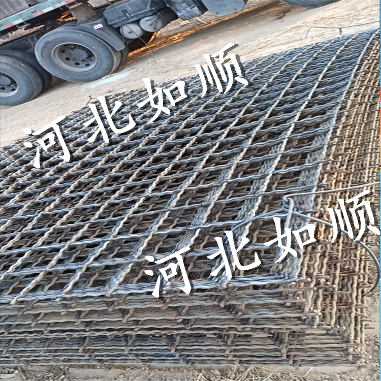太原濟寧韓總鋼筋編織焊接網片發貨圖片2